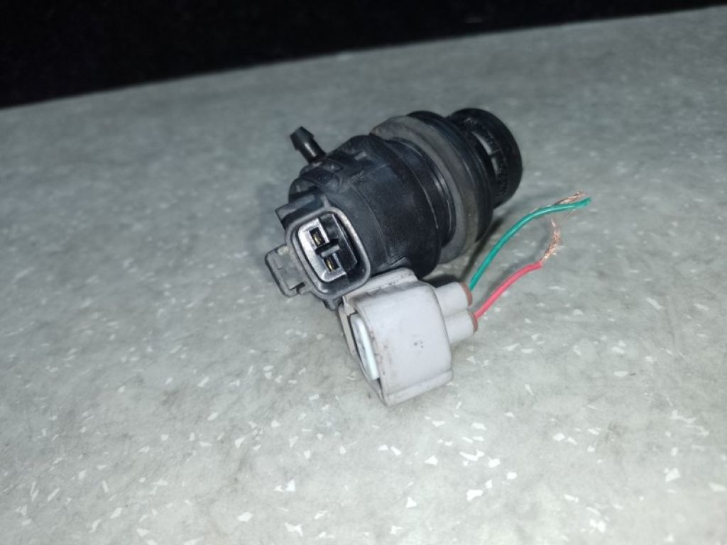 85330-06070 | Насос омывателя стекла TOYOTA CAMRY 55 14-17 - Фото 3