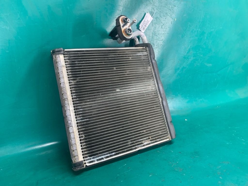 GG9Z-19850-A | Випарник кондиціонера LINCOLN MKX 16-18 - Фото 2