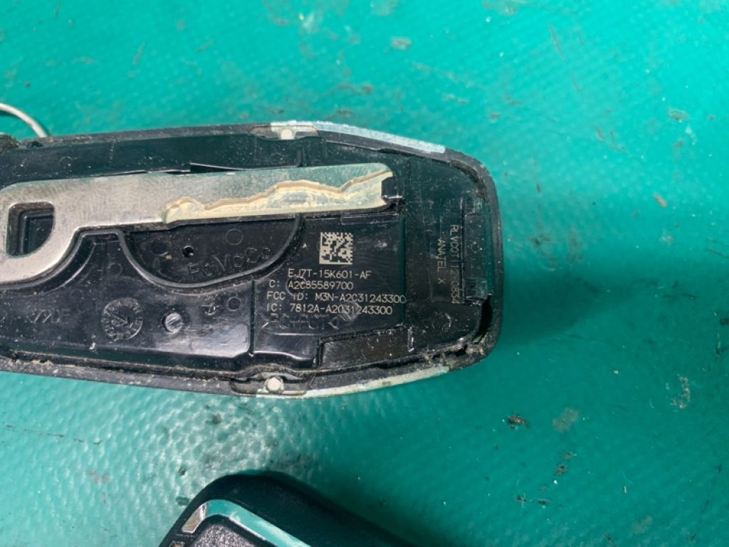 EJ7Z-15K601-B | Ключ запалювання LINCOLN MKX 16-18 - Фото 4