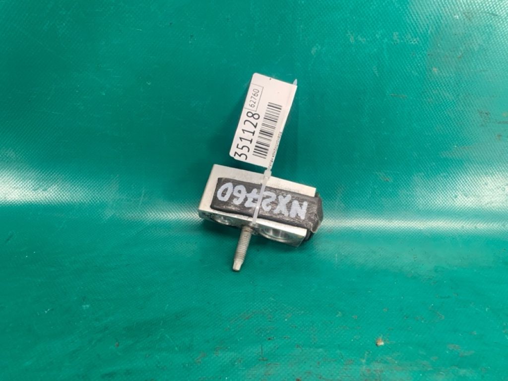 DG9Z-19849-B | Клапан кондиціонера LINCOLN MKX 16-18