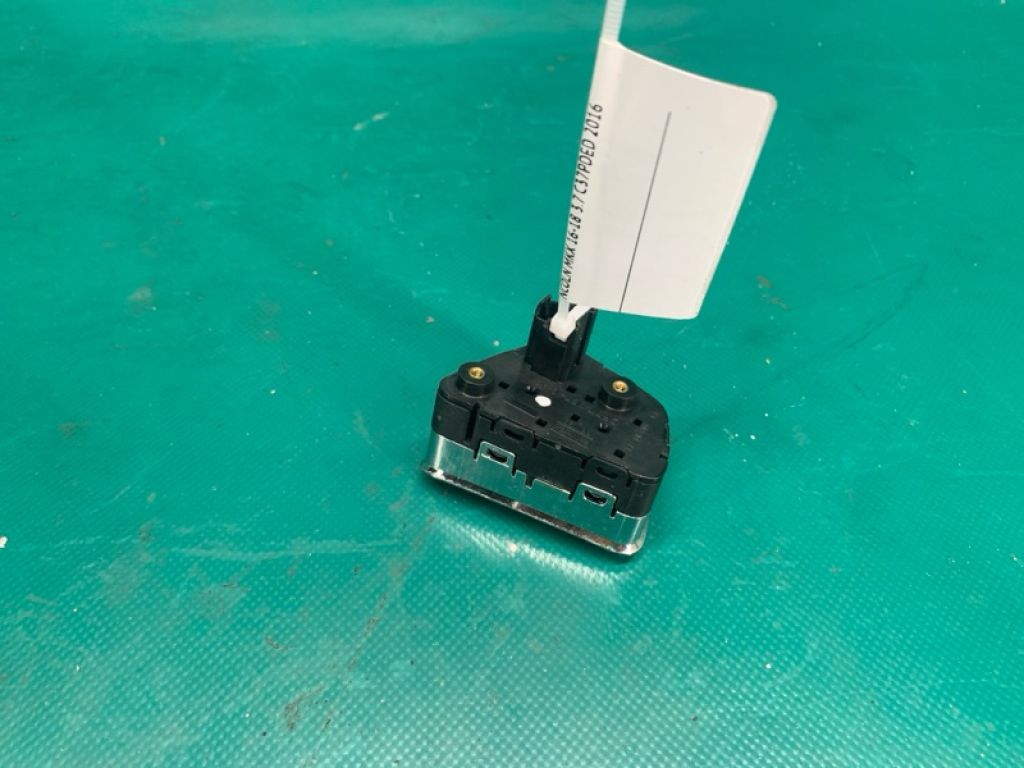 DP5Z9C888AA | Кнопки руля LINCOLN MKX 16-18 - Фото 3