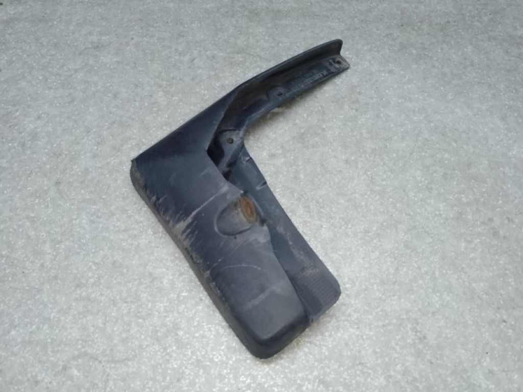 PU060-33015-R1 | Брызговик задн. лев. TOYOTA CAMRY 55 14-17