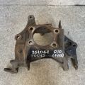 CV6Z-5A968-D | Цапфа прав. FORD FOCUS 10-18