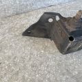 CV6Z-7810008-A | Кронштейн прав. FORD ESCAPE 12-19 - Прев'ю 3