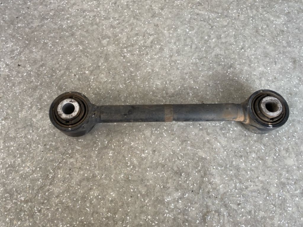 55250-C5050 | Рычаг задней подвески поперечный нижний KIA SORENTO UM 14- - Фото 2