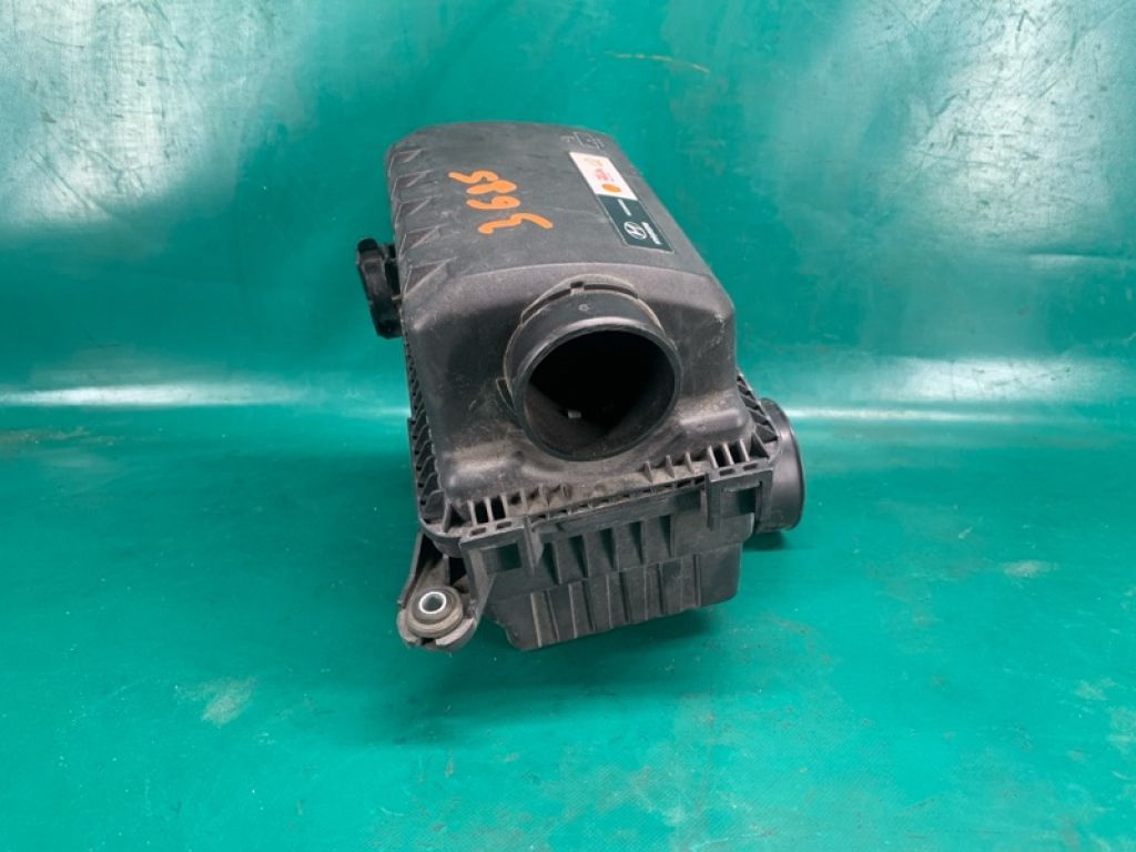 28110F2450 | Корпус повітряного фільтра HYUNDAI ELANTRA AD 16- - Фото 2