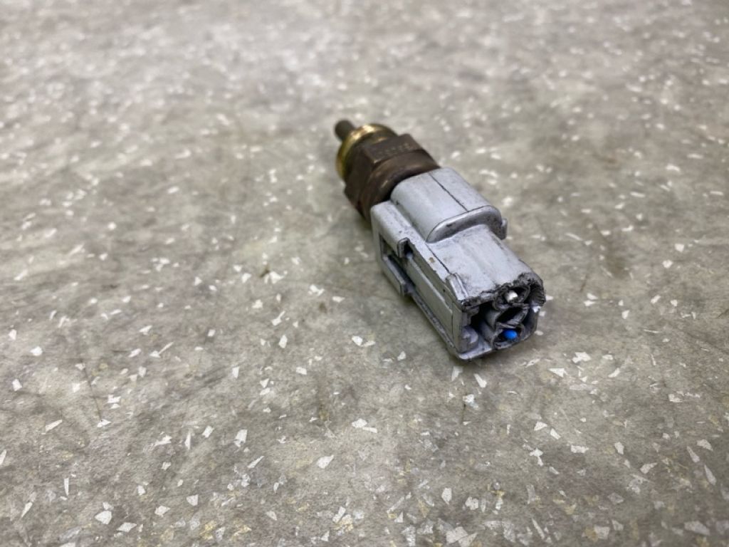 39220-38030 | Датчик температури охолоджувальної рідини HYUNDAI ELANTRA MD 10-15 - Фото 2