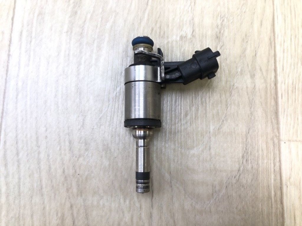 35310-2B130 | Форсунка топливная HYUNDAI ACCENT RB 10-