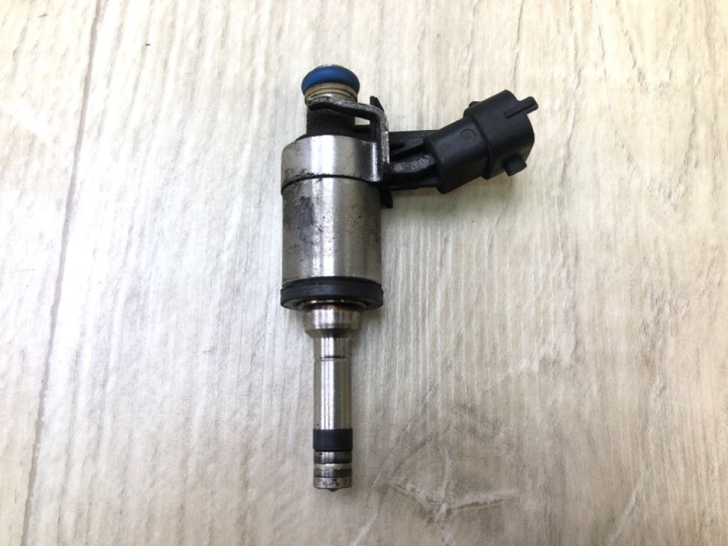 35310-2B130 | Форсунка топливная HYUNDAI ACCENT RB 10-
