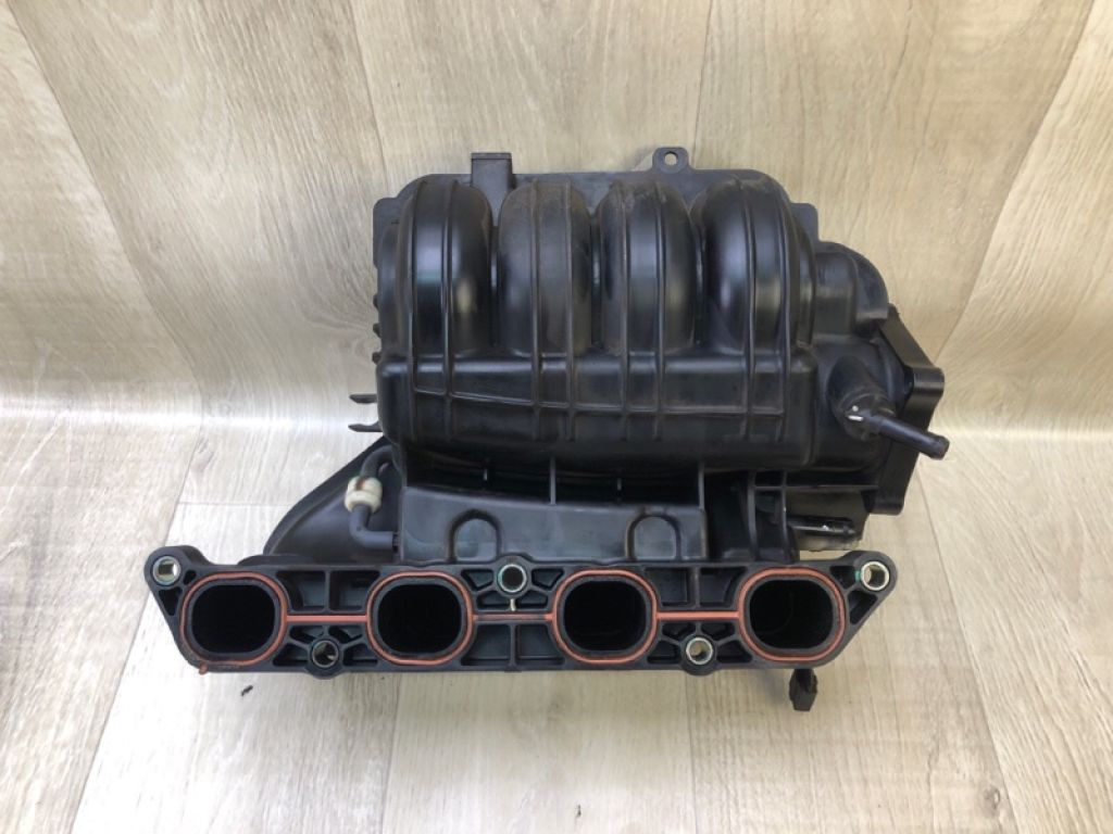 28310-2B600 | Коллектор впускной HYUNDAI ACCENT RB 10-