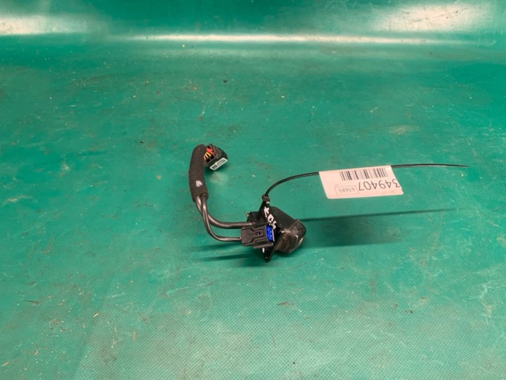 95766F2000 | Камера заднего вида HYUNDAI ELANTRA AD 16-