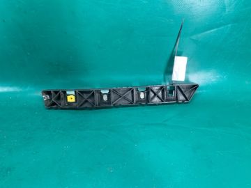 Кронштейн заднього бампера прав. HYUNDAI ELANTRA AD 16-