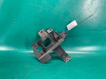 Кронштейн датчика слепых зон лев. HYUNDAI ELANTRA AD 16-