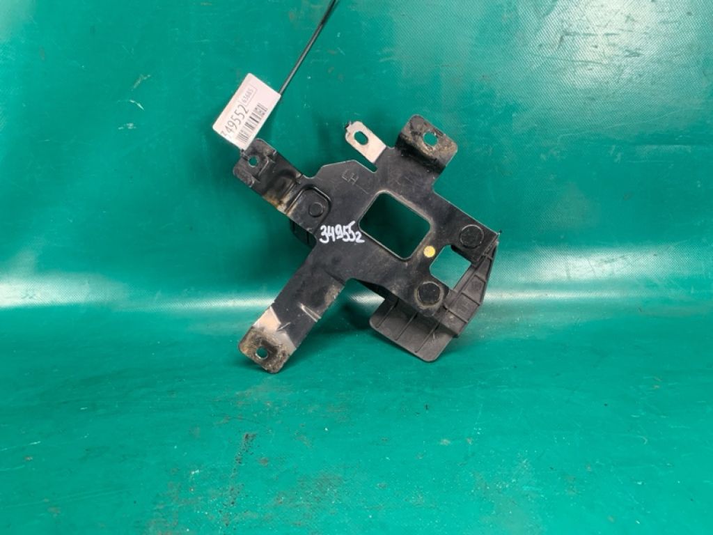 95812-F2001 | Кронштейн датчика слепых зон лев. HYUNDAI ELANTRA AD 16- - Фото 2