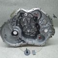 BV6Z-7005-A | Кришка АКПП задн. FORD FOCUS 10-18 - Прев'ю 2