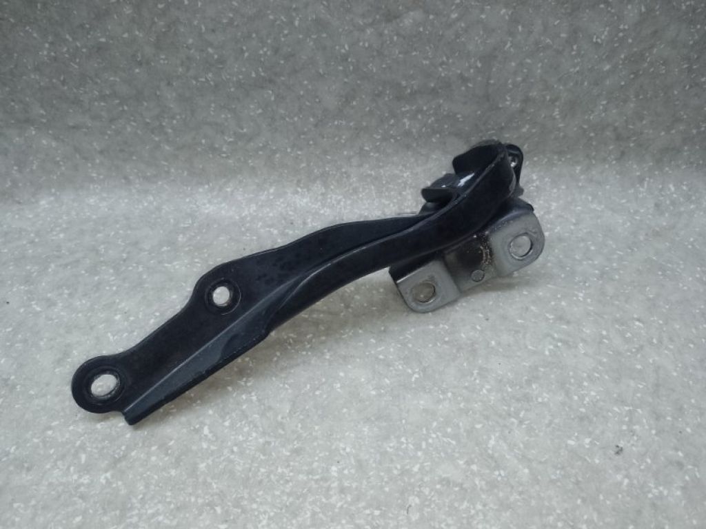 57260SG0009P | Петля капоту прав. SUBARU FORESTER 12-19