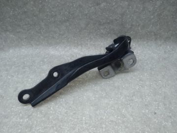 Петля капоту прав. SUBARU FORESTER 12-19