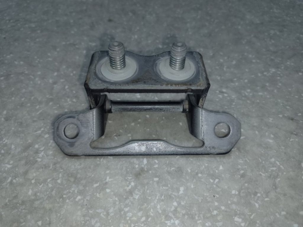 60879FJ000 | Петля крышки багажника SUBARU FORESTER 12-19 - Фото 2
