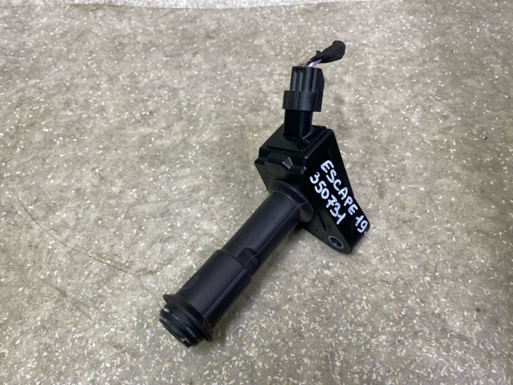 HX7Z-12029-A | Катушка зажигания FORD ESCAPE 19 -