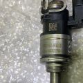 HX7Z-9F593-A | Форсунка топливная FORD ESCAPE 19 - - Превью 4