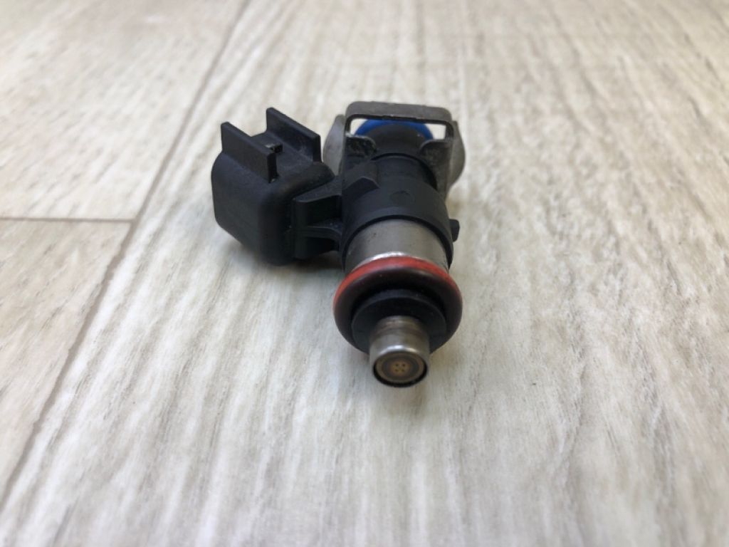 BR3Z-9F593-B | Форсунка паливна FORD MUSTANG 15- - Фото 3