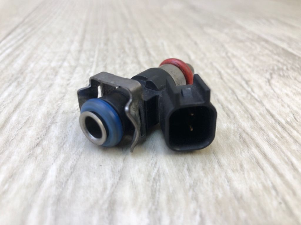 BR3Z-9F593-B | Форсунка паливна FORD MUSTANG 15- - Фото 4