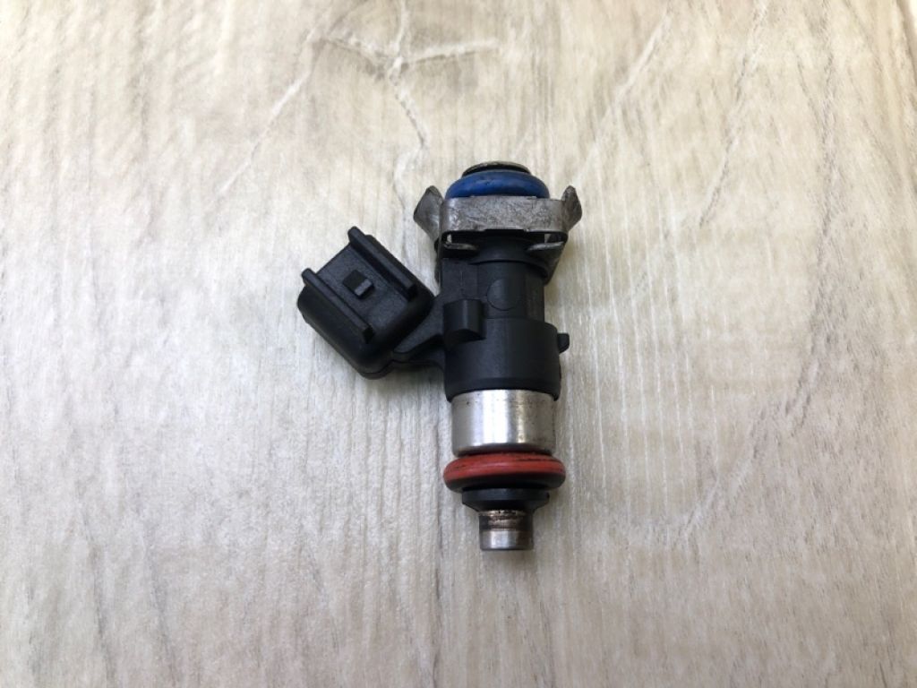 BR3Z-9F593-B | Форсунка паливна FORD MUSTANG 15-