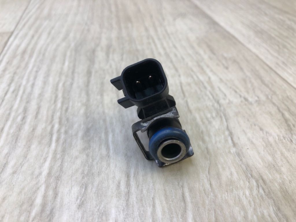 BR3Z-9F593-B | Форсунка паливна FORD MUSTANG 15- - Фото 4