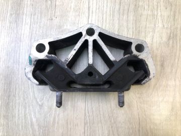 Подушка АКПП FORD MUSTANG 15-