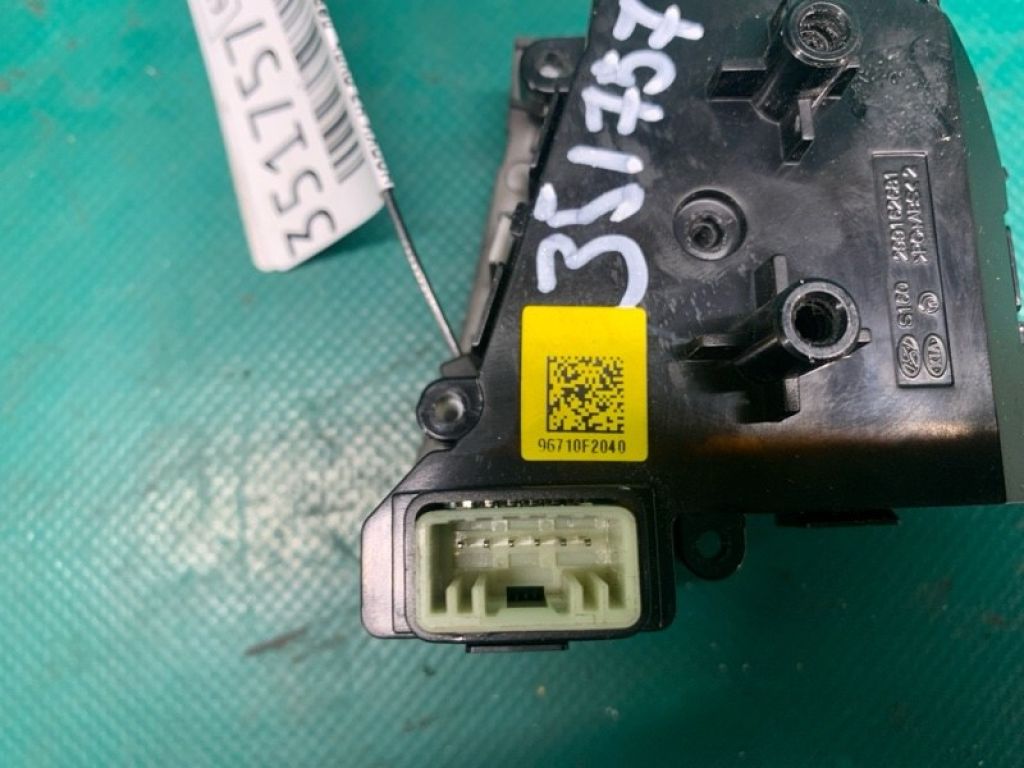 96700F2210 | Кнопки на руль лев. HYUNDAI ELANTRA AD 16- - Фото 3