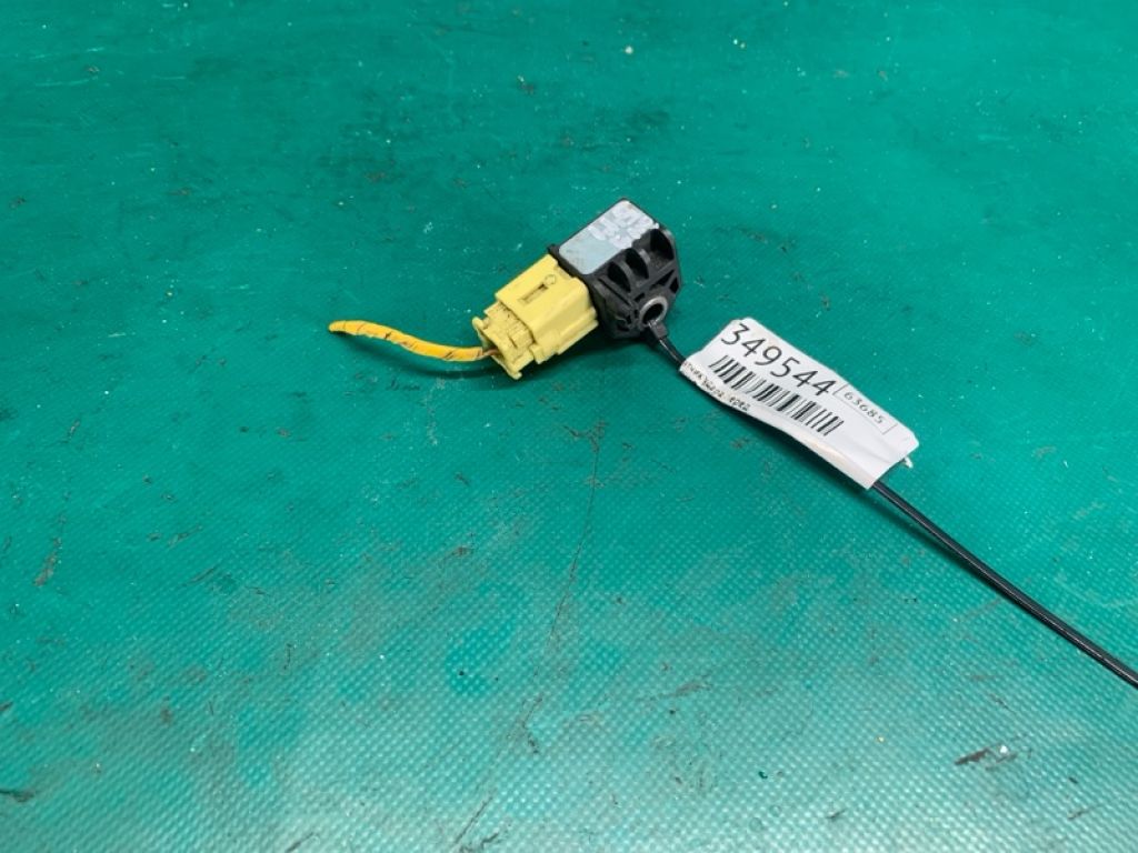 95930F2000 | Датчик удара передн. HYUNDAI ELANTRA AD 16-