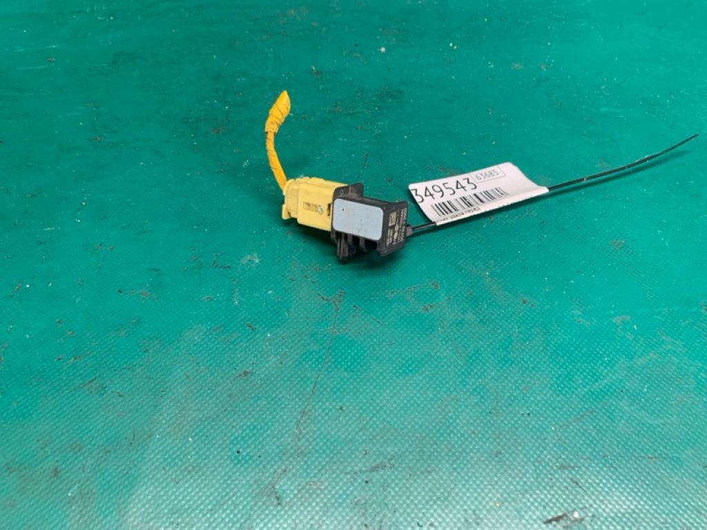 95930F2000 | Датчик удара передн. HYUNDAI ELANTRA AD 16-