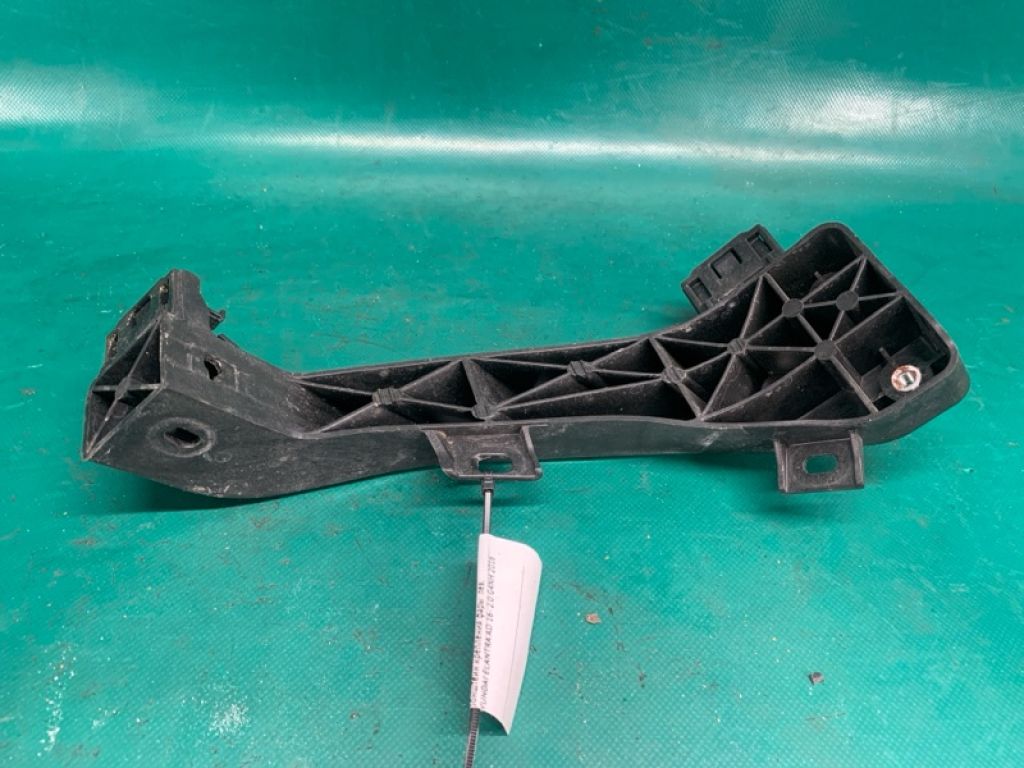 64118F2000 | Кронштейн кріплення фари лів. HYUNDAI ELANTRA AD 16- - Фото 3