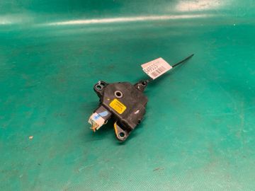 Моторчик заслонки печки HYUNDAI ELANTRA AD 16-