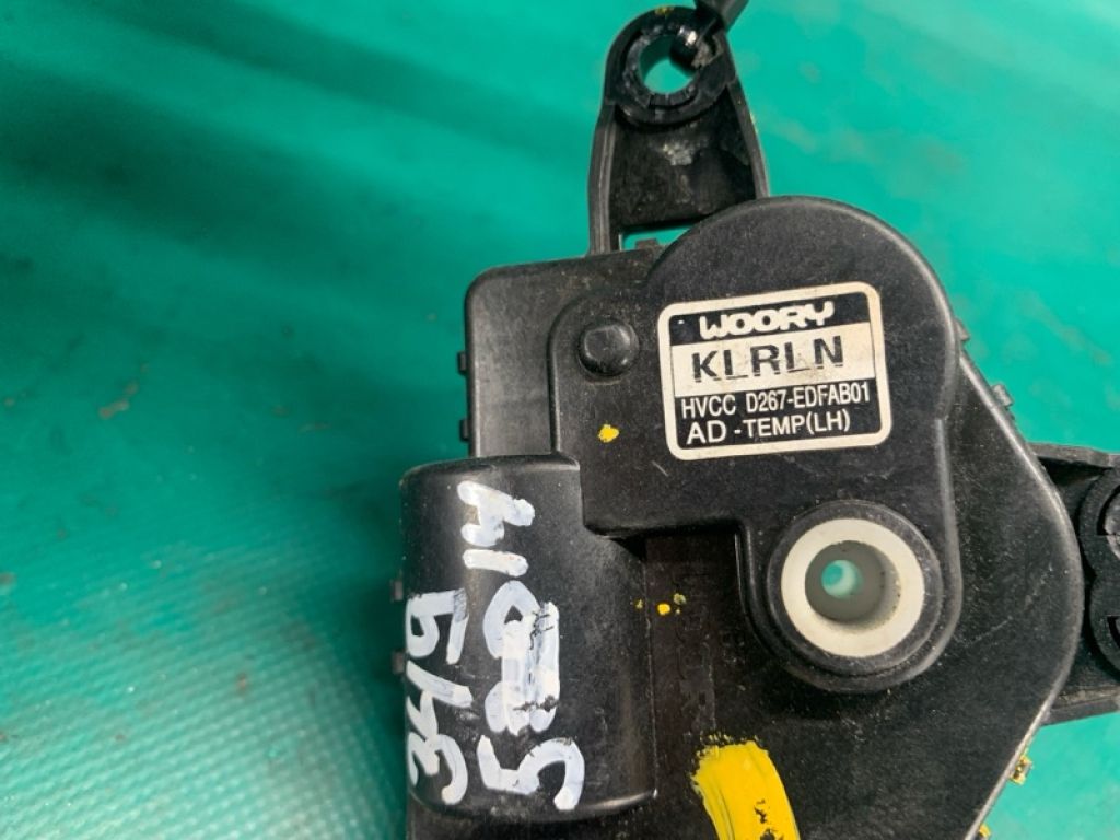 97159-F2010 | Моторчик заслонки печки HYUNDAI ELANTRA AD 16- - Фото 3