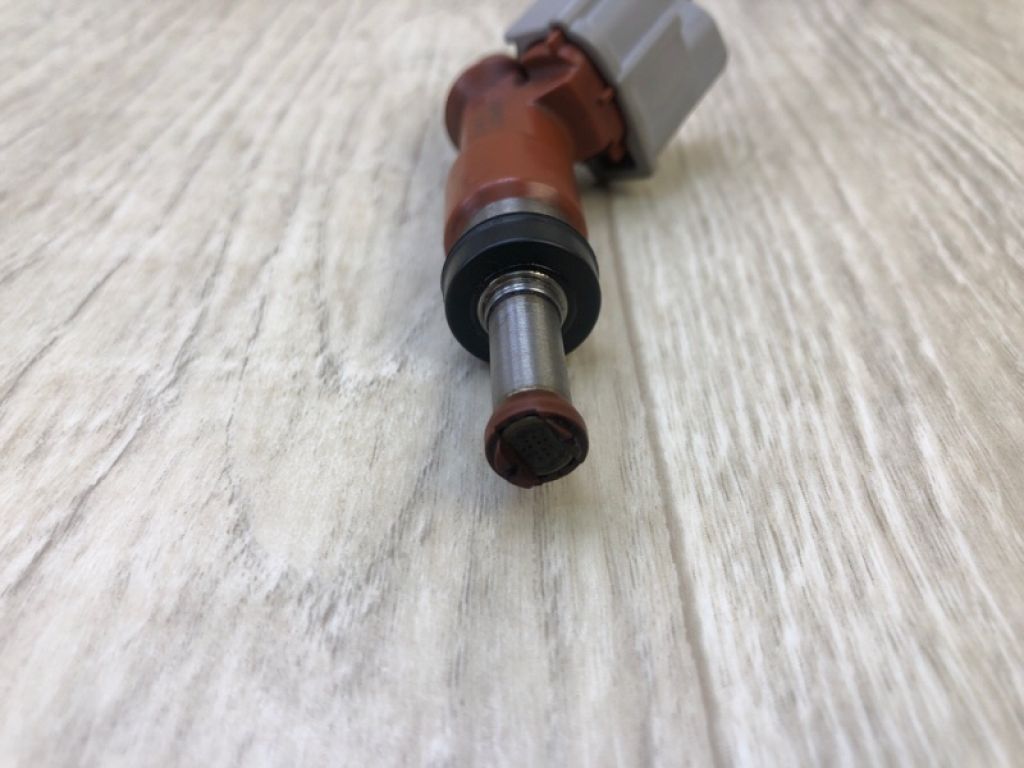 23209-0P010 | Форсунка паливна TOYOTA SIENNA 11-16 - Фото 3