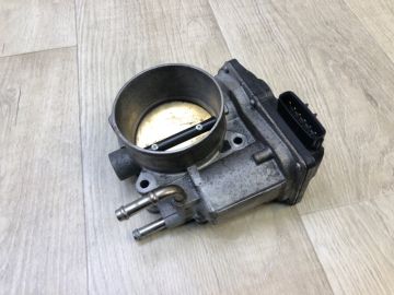 Дроссельная заслонка TOYOTA SIENNA 11-16