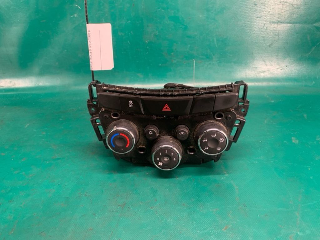42521436 | Блок управления печкой CHEVROLET TRAX 16-22