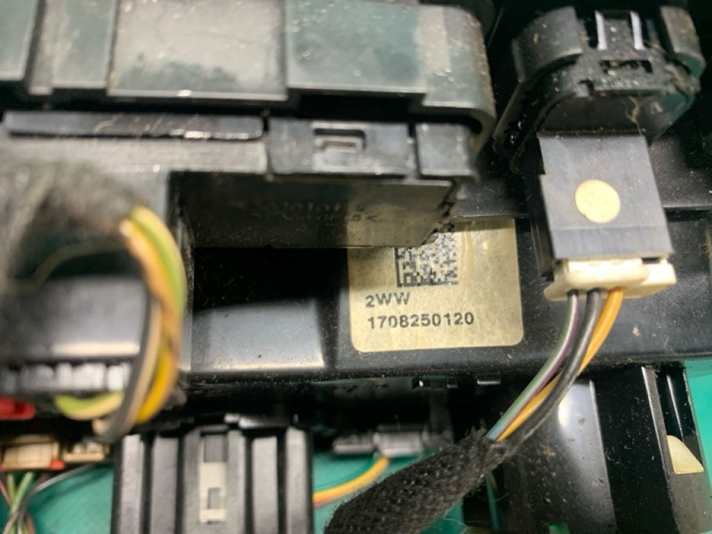 42521436 | Блок управления печкой CHEVROLET TRAX 16-22 - Фото 3