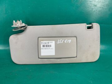 Козырек солнцезащитный лев. CHEVROLET TRAX 16-22