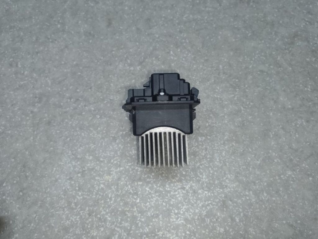 73533YC000 | Резистор печки SUBARU FORESTER 12-19 - Фото 3