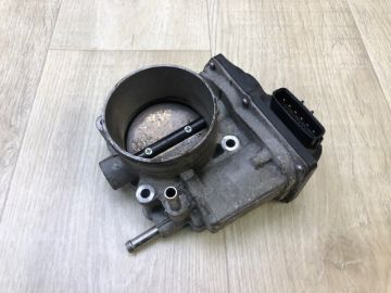 Дроссельная заслонка TOYOTA TACOMA 05-15