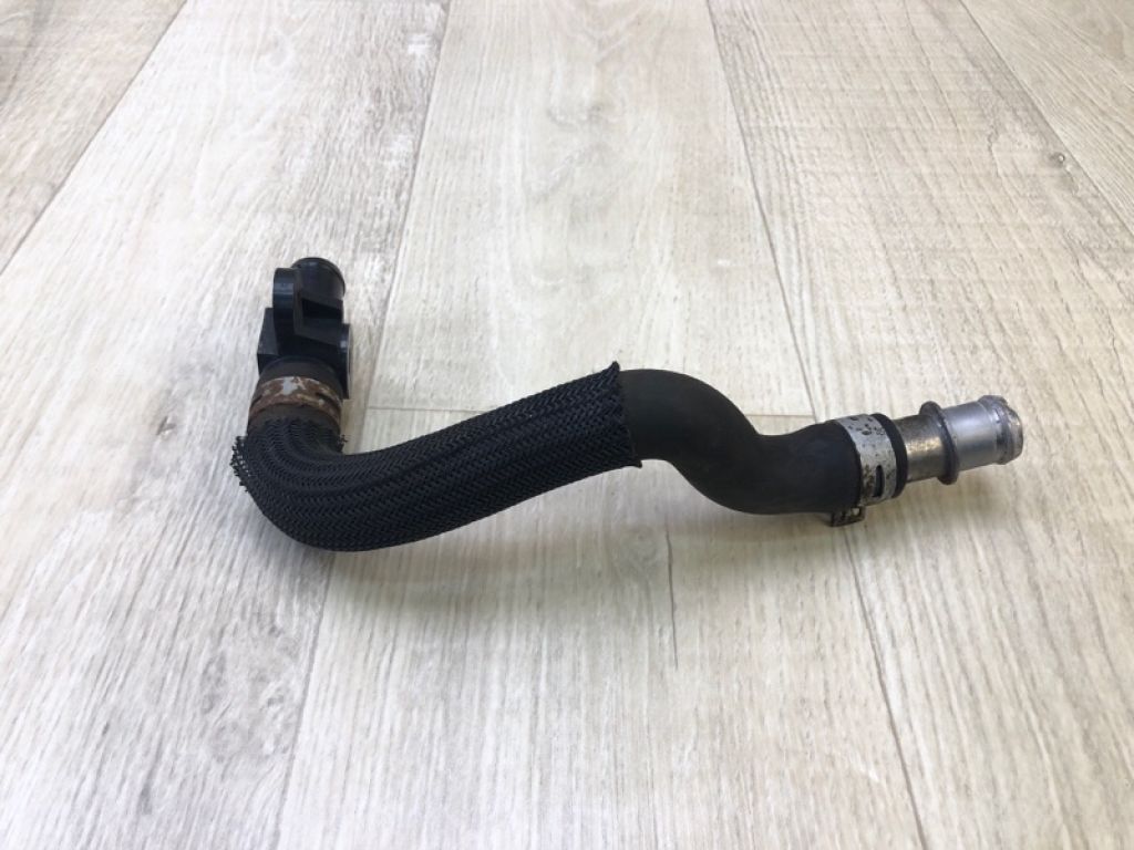 17360-31020 | Патрубок системы охлаждения TOYOTA TACOMA 05-15
