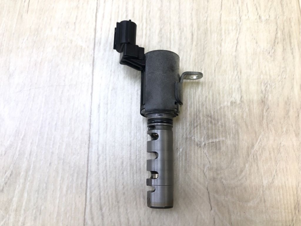15330-31020 | Клапан изменения фаз ГРМ TOYOTA CAMRY 40 06-11