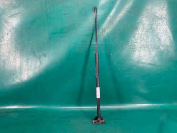 Амортизатор крышки багажника прав. CHEVROLET TRAX 16-22