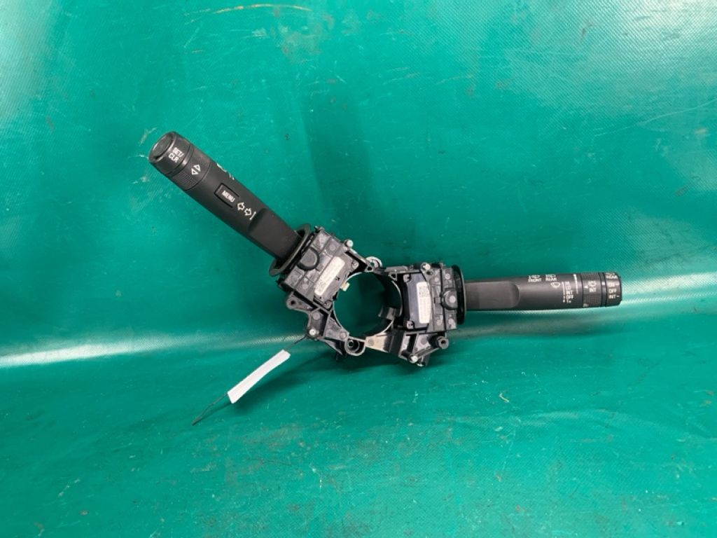 42348318 | Подрулевой переключатель CHEVROLET TRAX 16-22