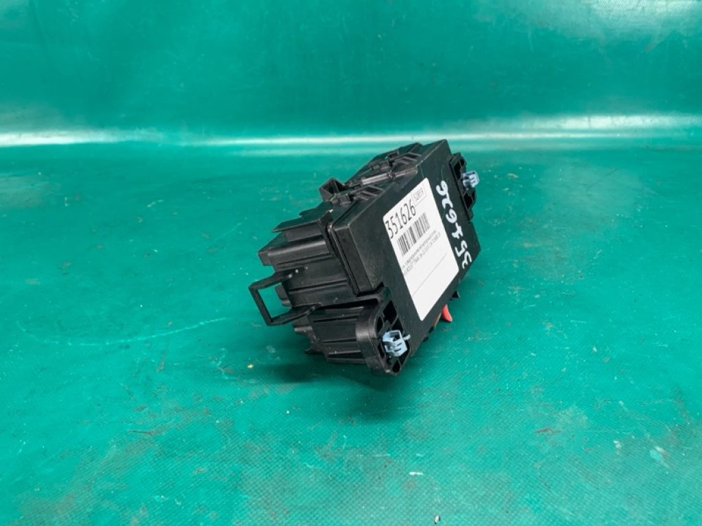 42704384 | Блок предохранителей моторный отсек CHEVROLET TRAX 16-22 - Фото 4