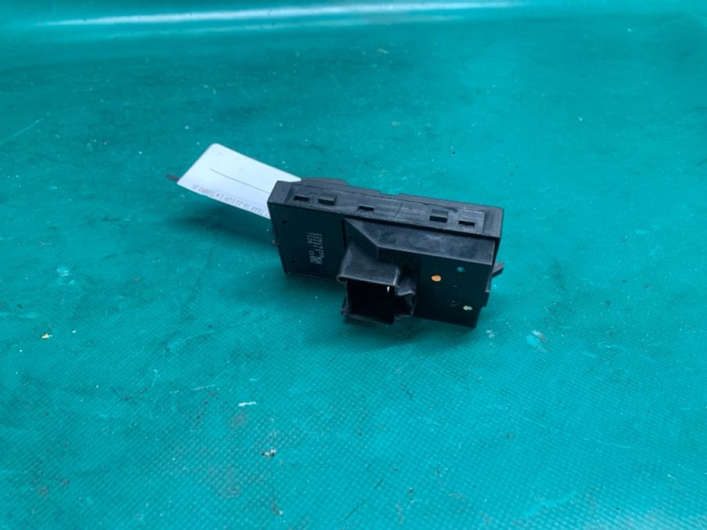 22819399 | Кнопка стеклоподъемника передн. прав. CHEVROLET TRAX 16-22 - Фото 2