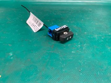 Кнопка центрального замка передн. лев. CHEVROLET TRAX 16-22