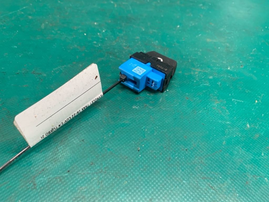 95299159 | Кнопка центрального замка передн. лев. CHEVROLET TRAX 16-22 - Фото 2